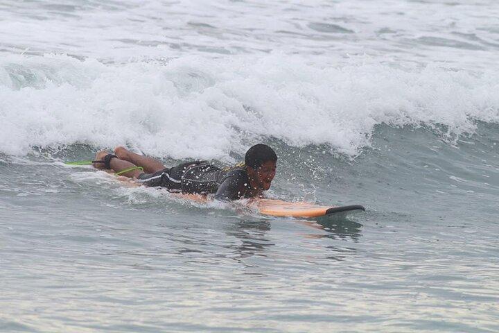 Surfing i Unawatuna