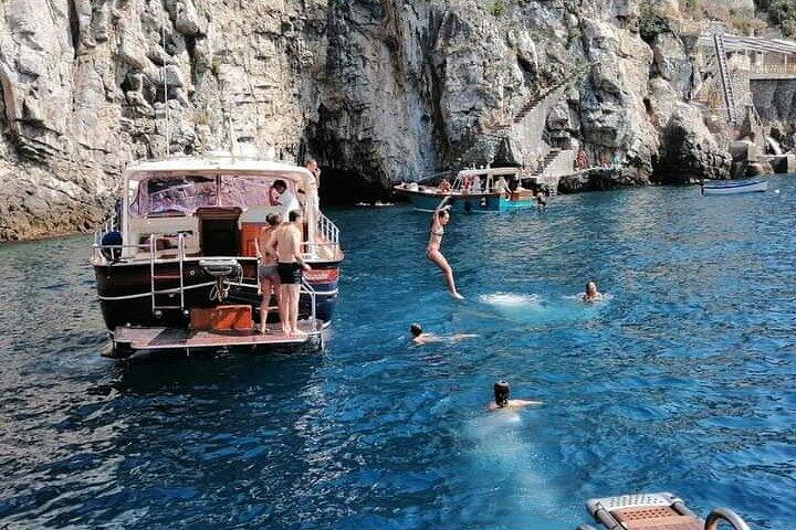 Excursão de barco particular em Capri saindo de Positano