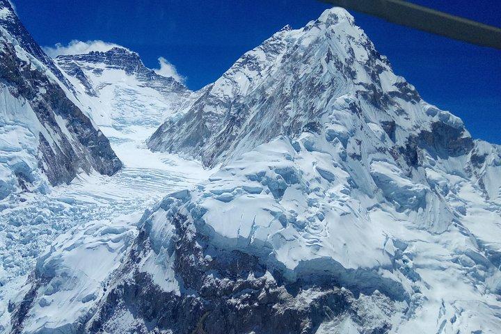 Gokyo Lakes with Renjo Pass Trek