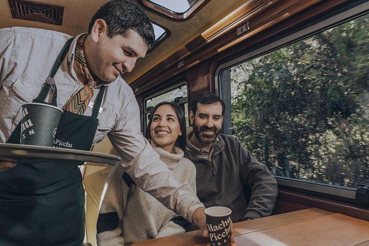 インカレールでボイジャーマチュピチュ電車
