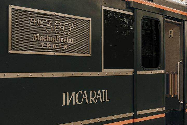 インカレールで360°マチュピチュ電車