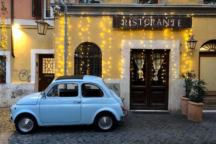 Noleggio di una Fiat 500 classica a Roma