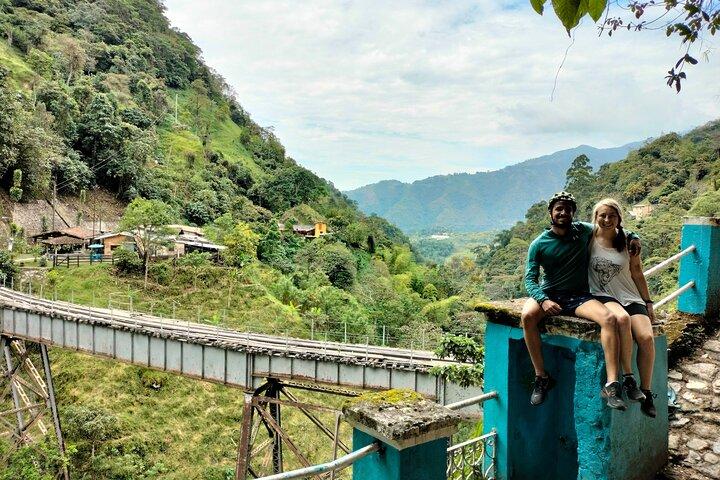 Mountain Bike Tour with Coffee and Lunch in Antioquia's Beautiful Landscapes