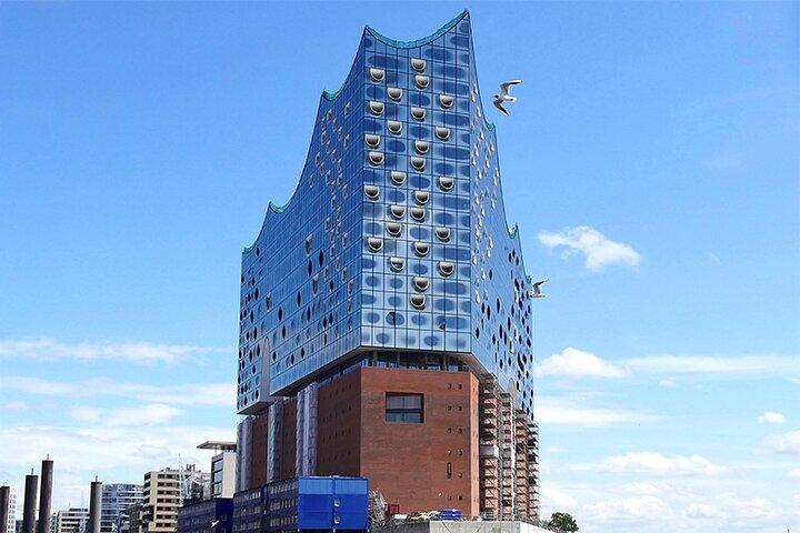 ハンブルク乗り降り自由ツアー、港とアルスター湖クルーズ