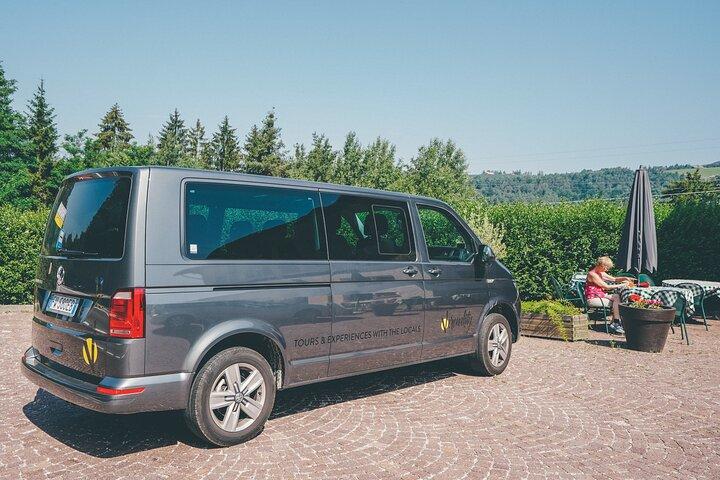 Excursão privada aos vinhos Langhe e Barolo saindo de Milão
