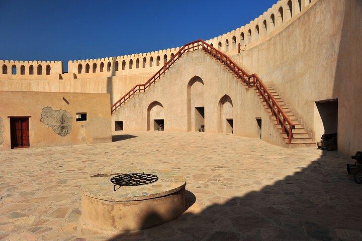 Tagesausflug nach Nizwa & Jabal Shams, dem Grand Canyon des Oman, Preis bis zu 5 Personen