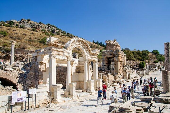 ショアエクスカーション;クシャダスクルーズポートからのプライベートエフェソスとアルテミス寺院