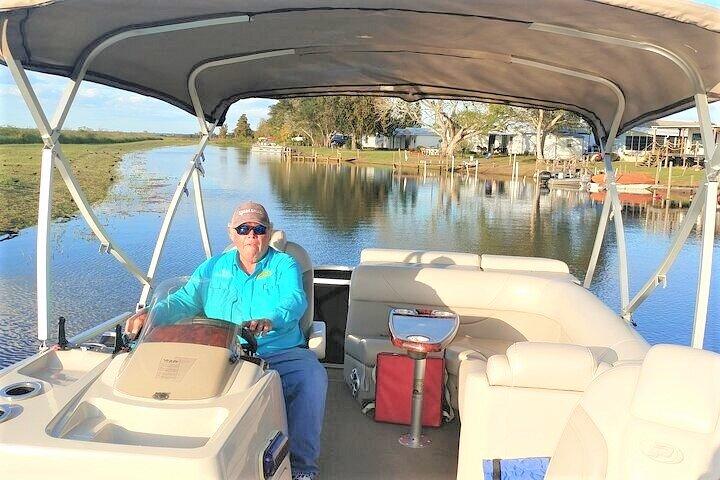Private Lake Toho Pontoon Fishing Charter perto de Orlando