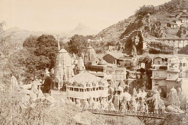 "Viaggio con Chinmay" - Ekling JI - Tour del tempio di Nagda con taxi