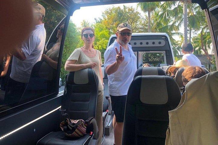 コンバーチブル バスによるキー ラーゴとイスラモラダのプライベート ツアー