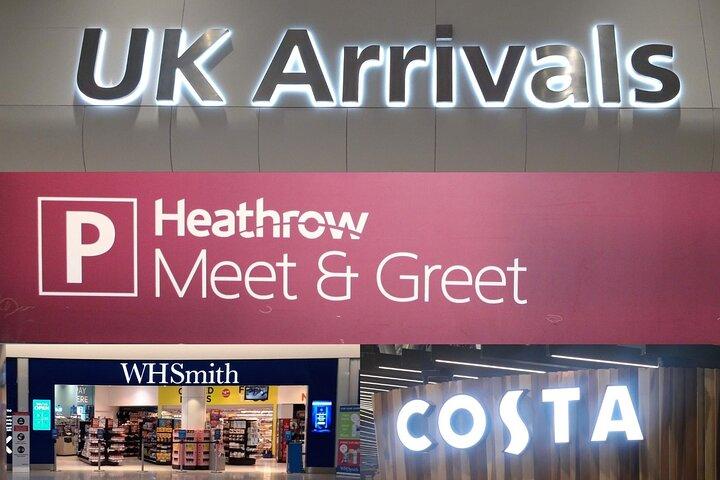 Trasferimento privato di andata e ritorno da Londra o dall'aeroporto LHR al porto di Portsmouth