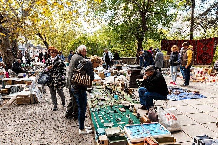 Tbilisi old town & soviet heritage - Private driver-guided Tour