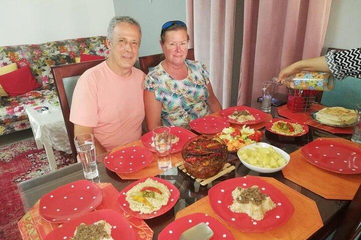 Visite privée de cuisine de rue du Caire avec un Guide local