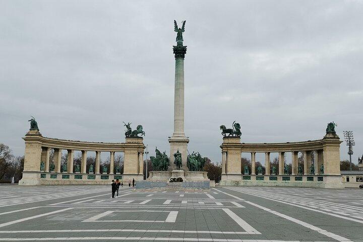 Bästa historiska sevärdheterna i Budapest Tour