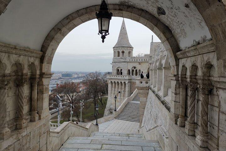 Bästa historiska sevärdheterna i Budapest Tour