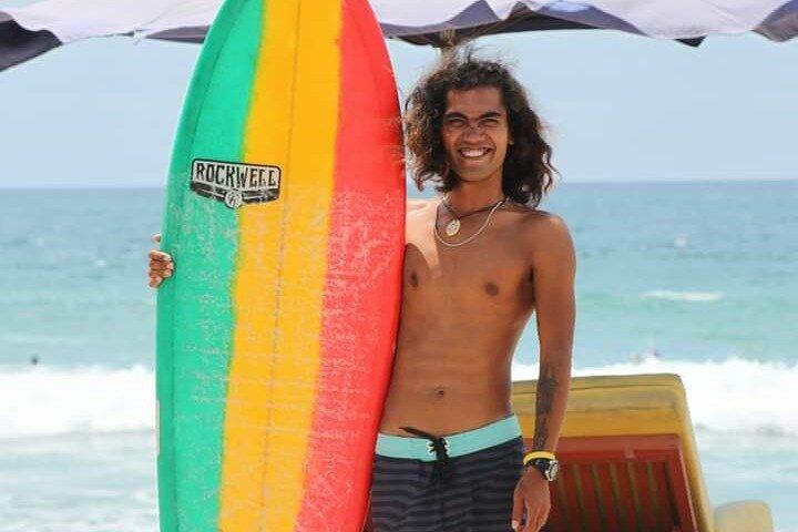 Malu Surf Baliによるグループサーフィンレッスン