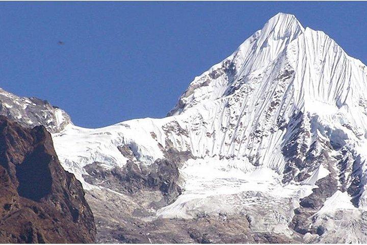 Yalung Base Camp Trekking