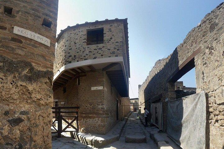 Costa Amalfi: Pompeii Small Group com bilhetes de skip the line