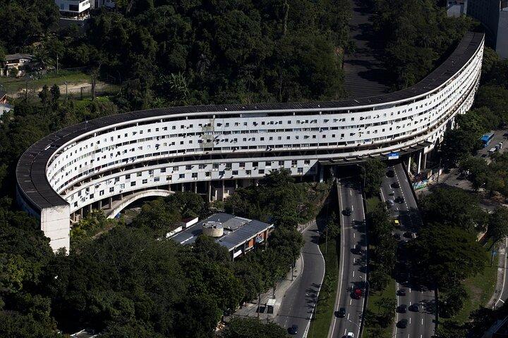 送迎付きのリオでの近代建築の 1 日ツアー