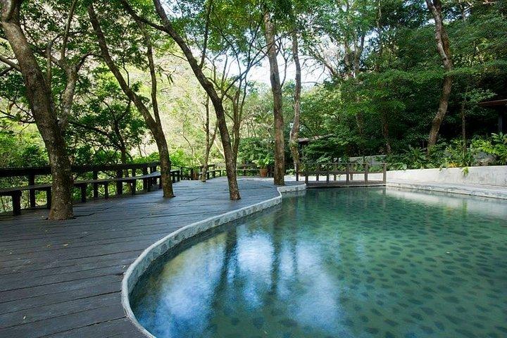 グアナカステ発ブエナビスタ・デル・リンコン・メガコンボツアー