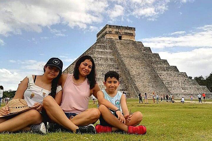 Chichen Itza, One Cenote & Valladolid vanuit Riviera Maya