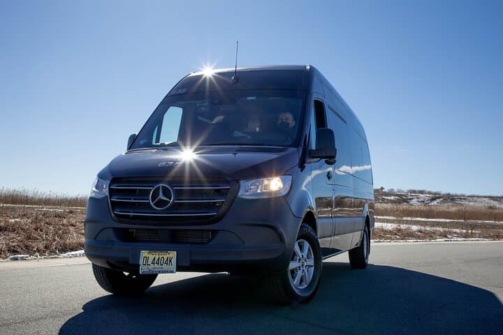 New York City Airport Arrival Transfer by Sprinter LGA JFK EWR