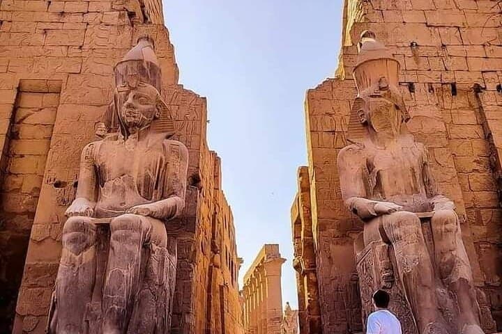 Private Full-Day Tour to West and East Banks of Luxor