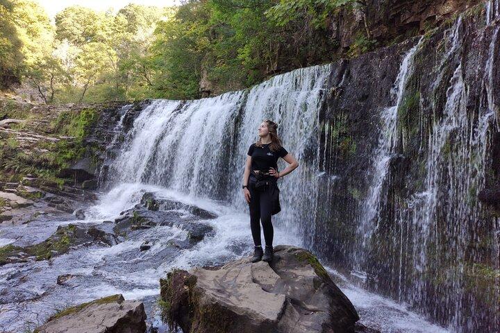 Caminata guiada privada: ¡Las ocho cascadas de Brecon Beacons!