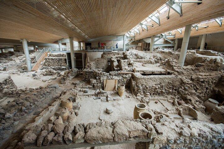 サントリーニ島の全 9 ヤード 1 日少人数グループ ツアー