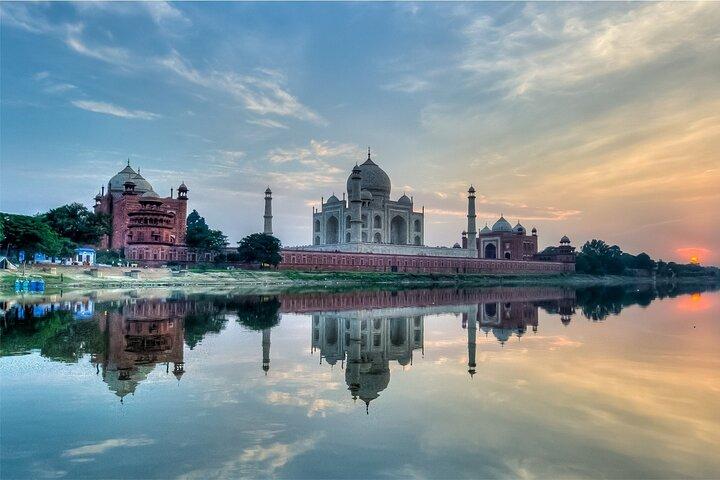 Dagtocht Taj Mahal & Agra Fort met Baby Taj uit Delhi