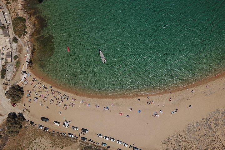 プライベートクルーズ：PAROS – DRAGONISI-ミコノス島の南海岸-ミコノス島