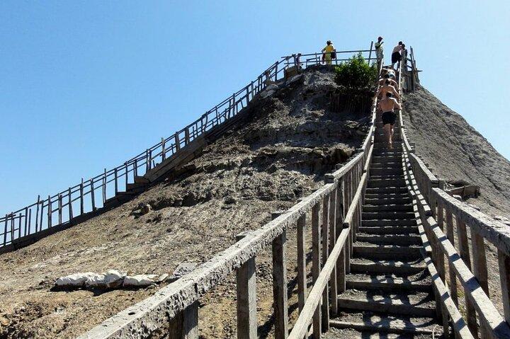 Cartagena Mud Volcano Tour with Transport & Snack