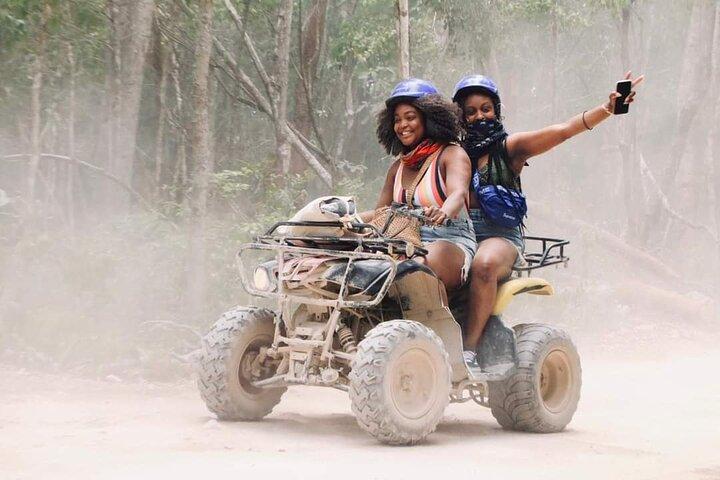 ATV Cenote en Zipline Heilige Jungle-expeditie