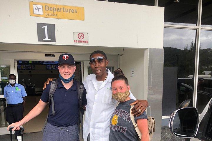 空港MBJ往復送迎Ocho Rios Airbnbホーム、リゾーツ