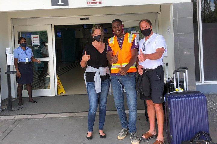 空港MBJ往復送迎Ocho Rios Airbnbホーム、リゾーツ