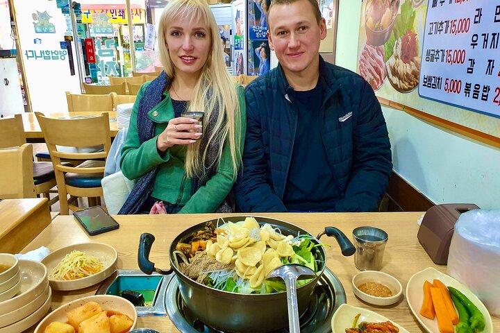 地元の食通と行くソウルのプライベート フード ツアー: 100% パーソナライズ