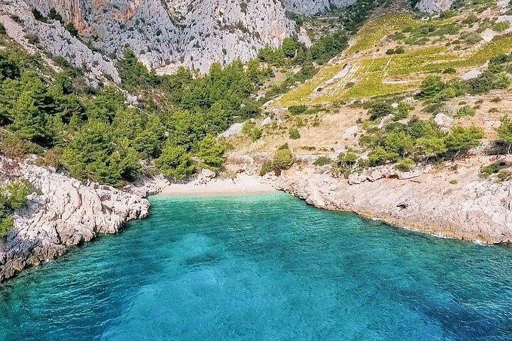 Private Tour durch rote Felsen, Pakleni-Inseln und die südlichen Strände von Hvar