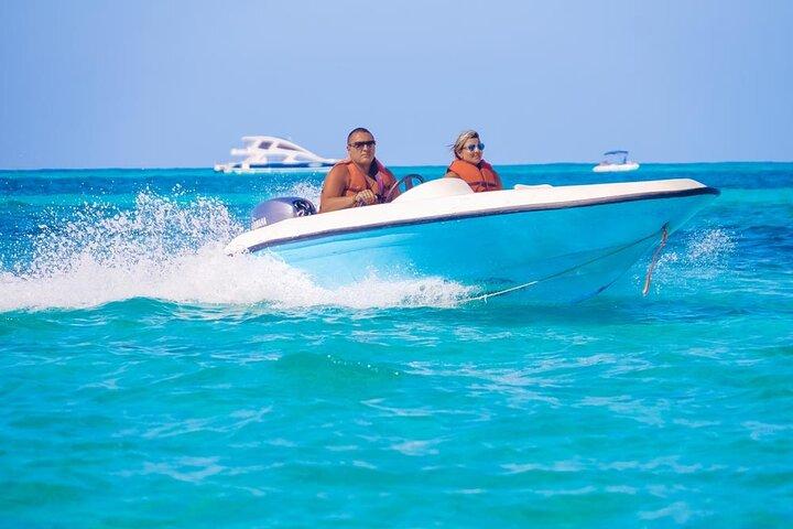 Motorbåtssegling med snorklingsupplevelse i Punta Cana