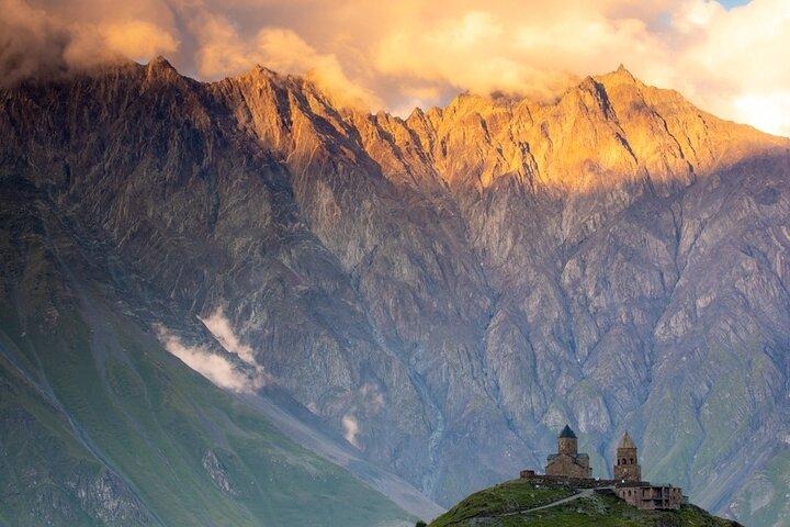 Private Kazbegi Tour: Gergeti, Ananuri & Landschaft Ansichten