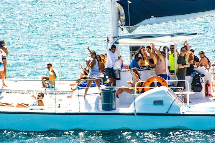 Isla Mujeres Catamaran Tour with Open Bar