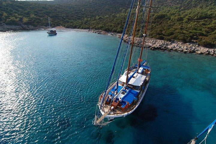 Aegean Experience and Blue Escape 11 Days