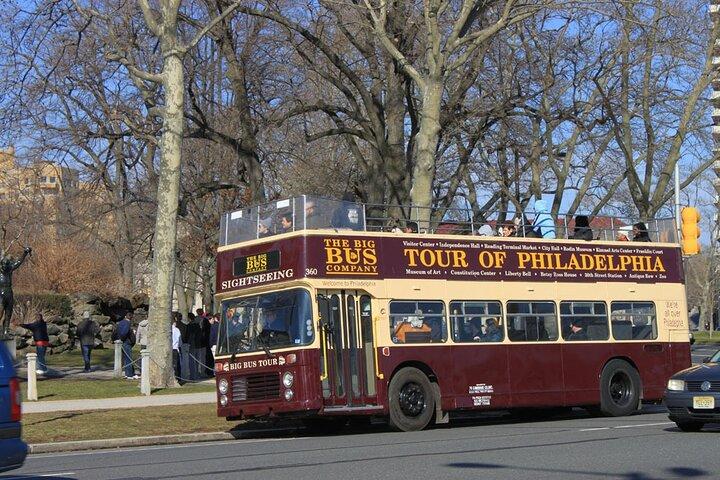 Visite en bus à impériale à arrêts multiples de Philadelphie