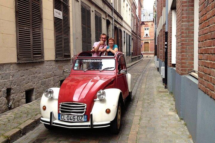 Visite privée de Lille en 2CV décapotable avec halte champagne