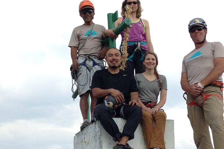 Salita sulla storica Via Feratta alla Peña de Bernal