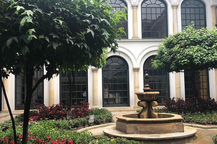 Monserrate, Centro Bogotá e Museo dell'oro