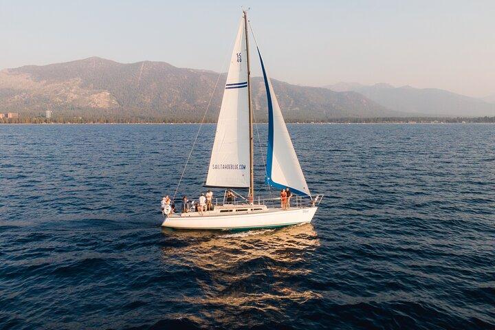 Croisière à la voile de 2 heures sur le lac Tahoe