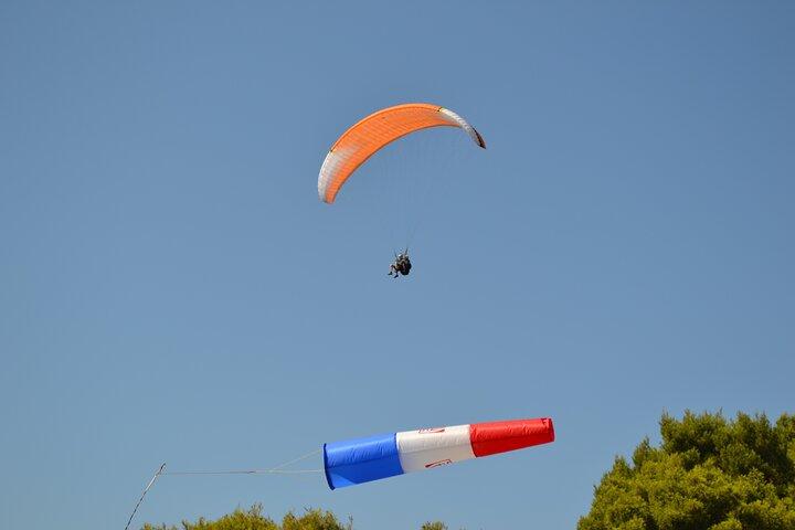 Voo duplo de parapente em Corfu