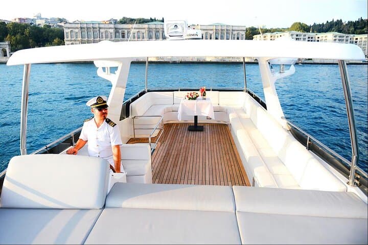 Exclusive Bosphorus Cruise - Luxury Yacht Experience in Istanbul