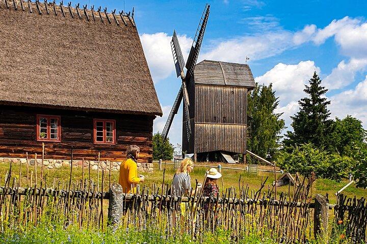 Ekstraordinær tur til Kaszuby-regionen med Polen af ​​lokalbefolkningen