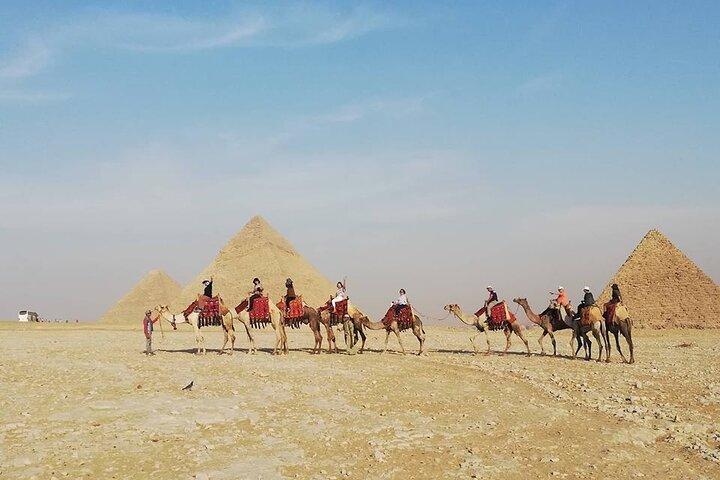 Pyramiderna i Giza och Sfinxen